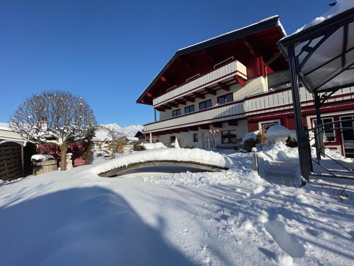 Appartement Holiday Maishofen Eksteriør bilde
